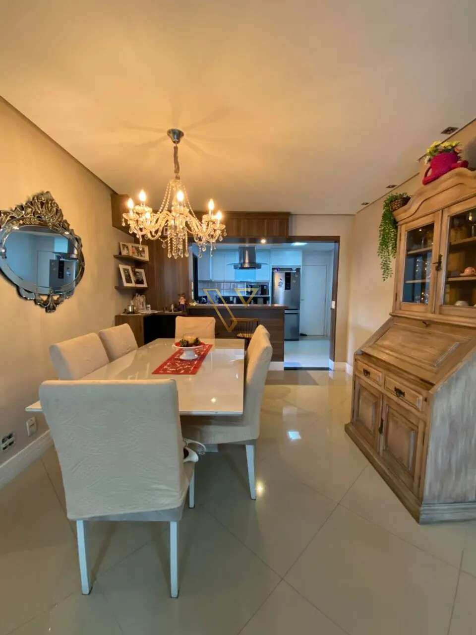 Apartamento no Edificio Solar dos Manacas, 152 m² 4 dormitórios sendo 1 suite, varanda gourmet e 4 vagas de garagem - Vex Imóveis