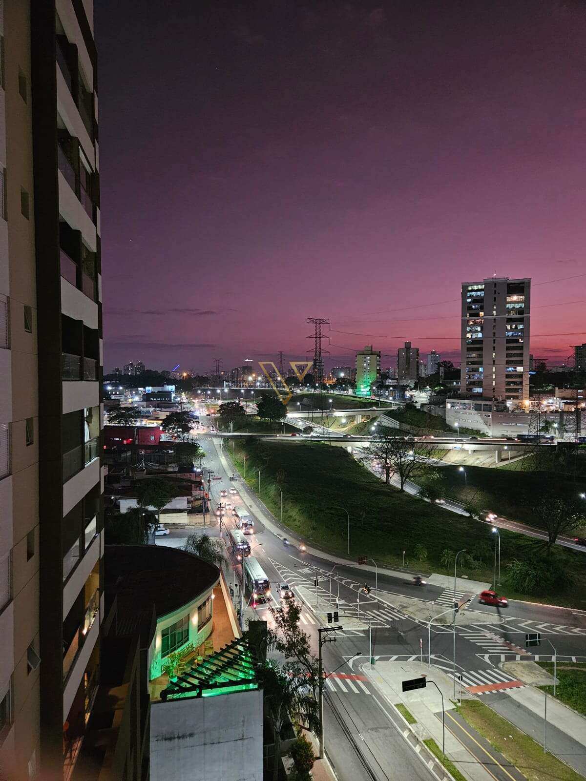 Conforto e Funcionalidade: 2 Quartos,Sendo 1 suite , Varanda Gourmet e Estrutura Completa de Lazer e Segurança