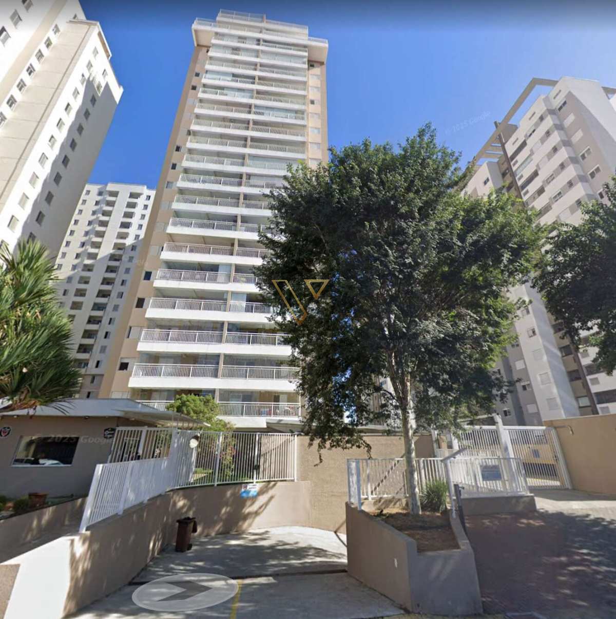 APARTAMENTO EM ANDAR ALTO COM VISTA DEFINITIVA NO EDIFÍCIO ADRIÁTICO NO PARQUE INDUSTRIAL - Vex Imóveis
