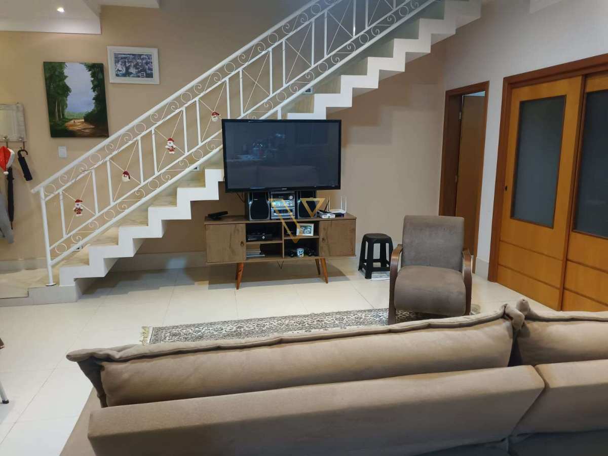 CASA DE ALTO PADRÃO CONDOMINIO JARDIM OÁSIS EM TAUBATÉ - Vex Imóveis