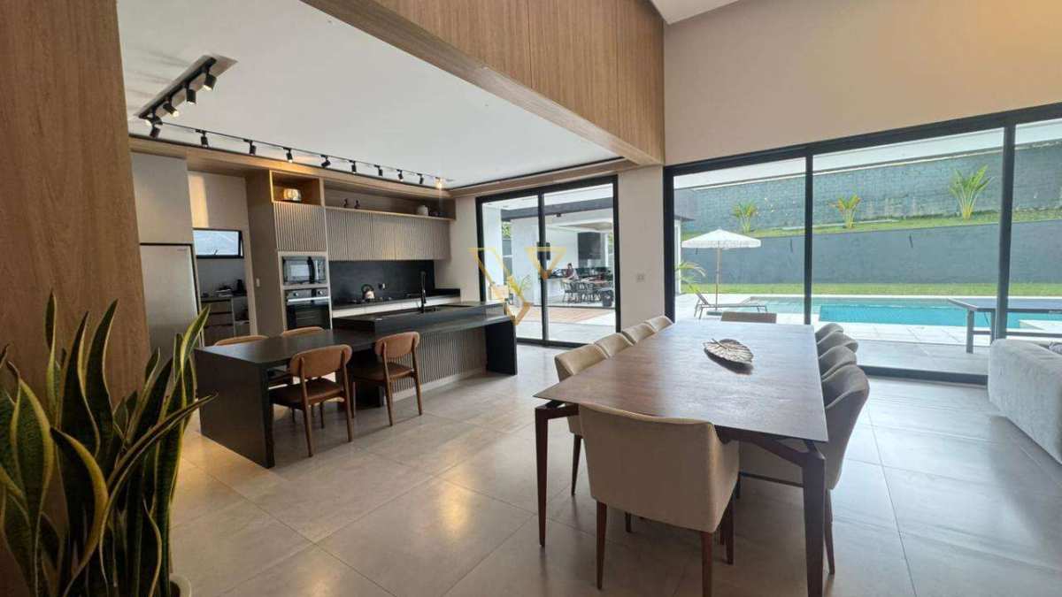 Conforto e Elegância no Condomínio Terras de  Santa Helena - Vex Imóveis