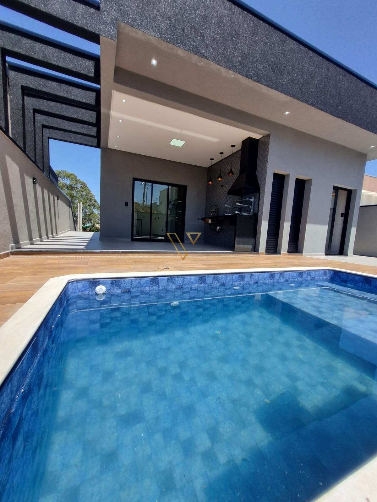 CASA MODERNA COM PISCINA,COM ACABAMENTO DE EXCELENTE PADRÃO EM CONDOMINIO -CAÇAPAVA -SP - Vex Imóveis