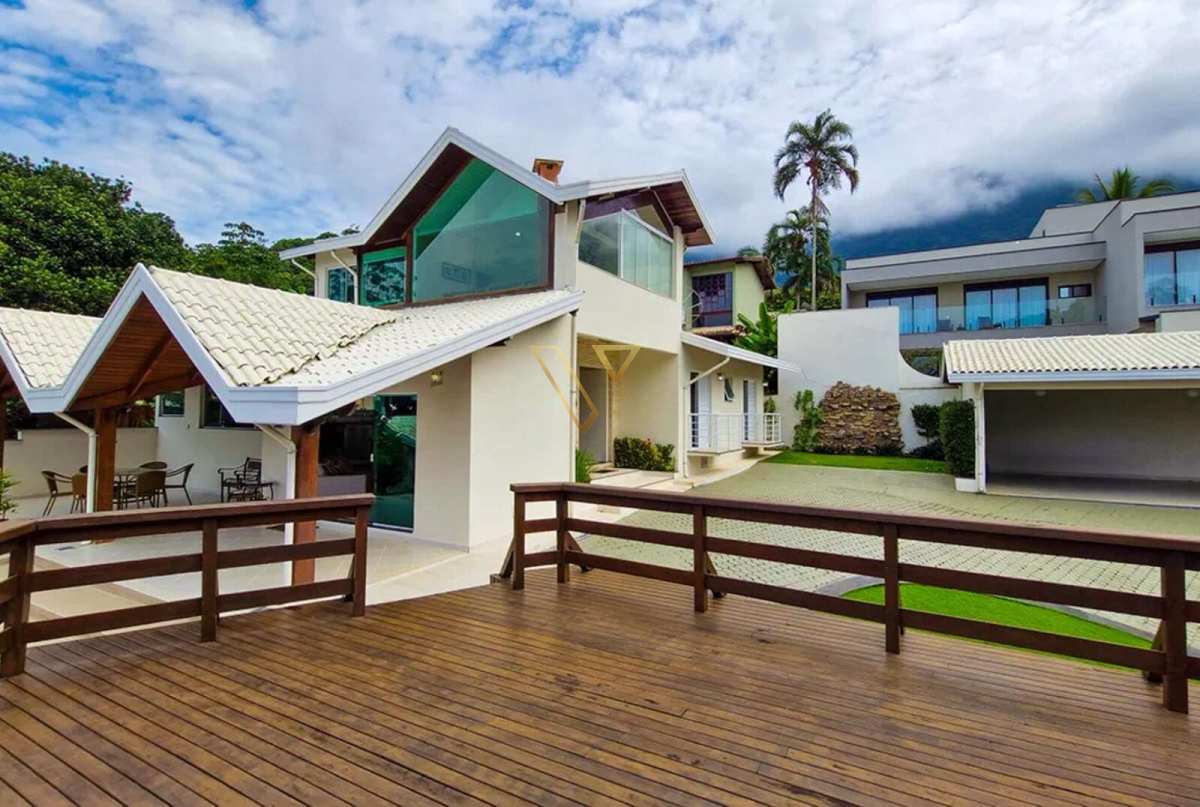 CASA NO CONDOMÍNIO PARK IMPERIAL – CARAGUATATUBA - Vex Imóveis