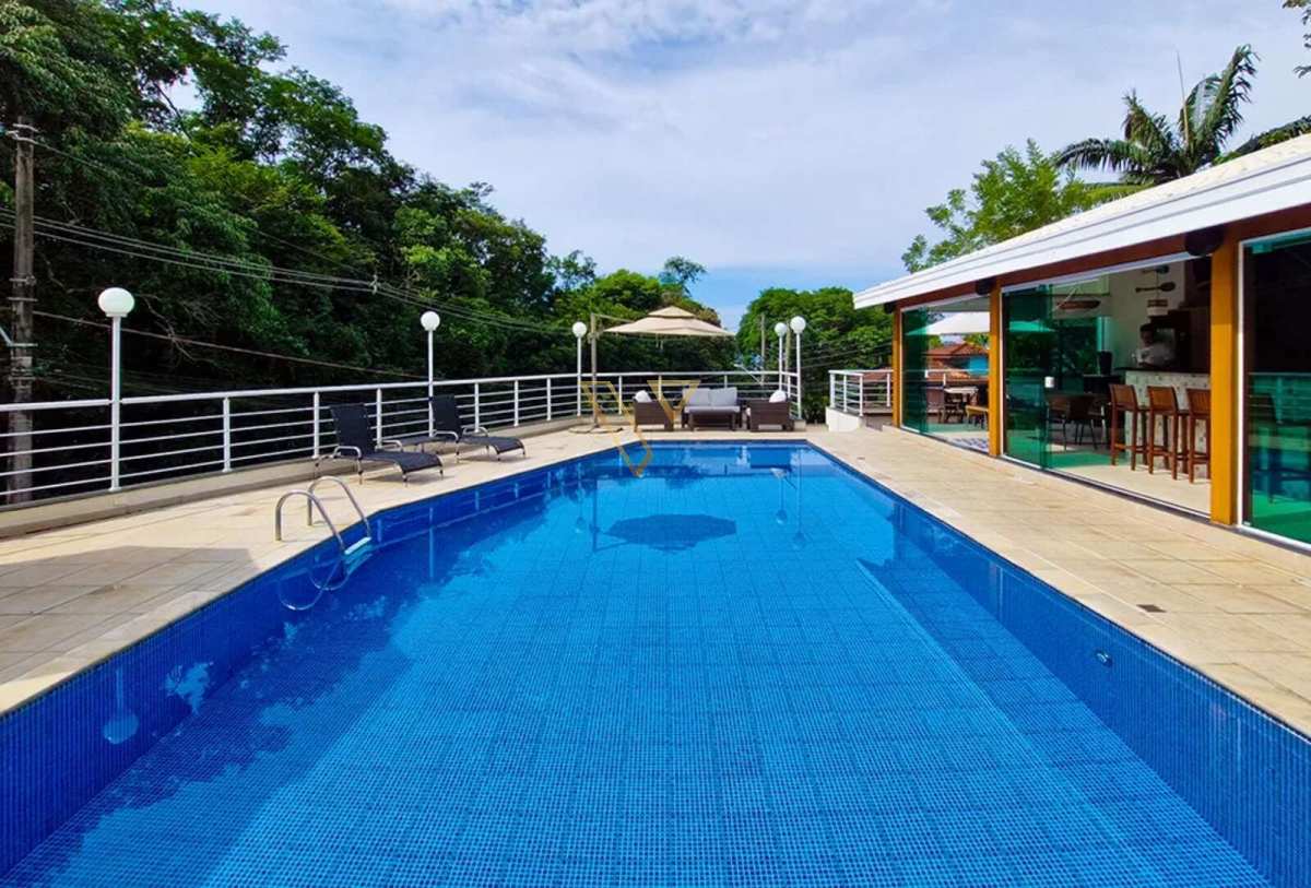 CASA NO CONDOMÍNIO PARK IMPERIAL – CARAGUATATUBA - Vex Imóveis