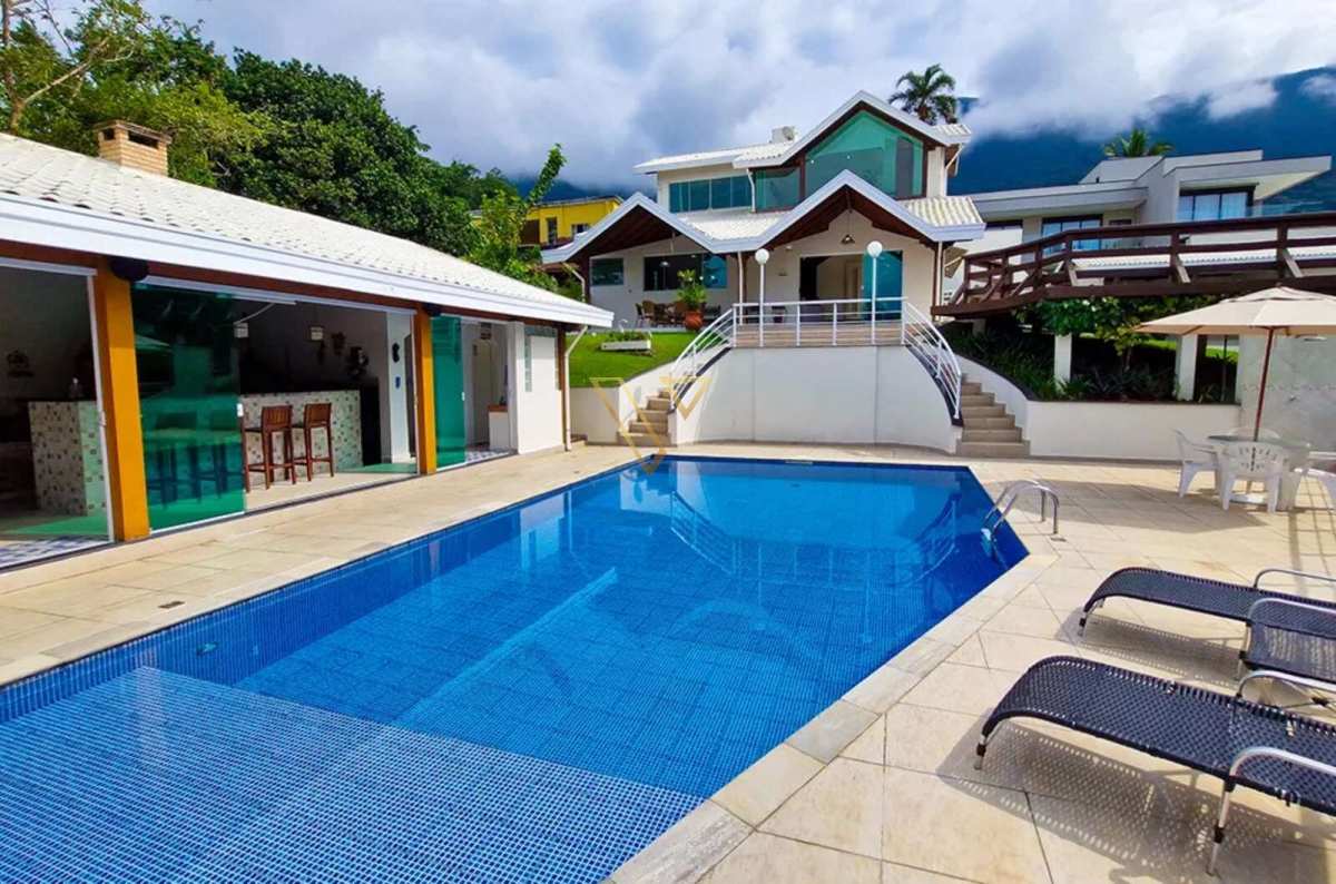 CASA NO CONDOMÍNIO PARK IMPERIAL – CARAGUATATUBA - Vex Imóveis