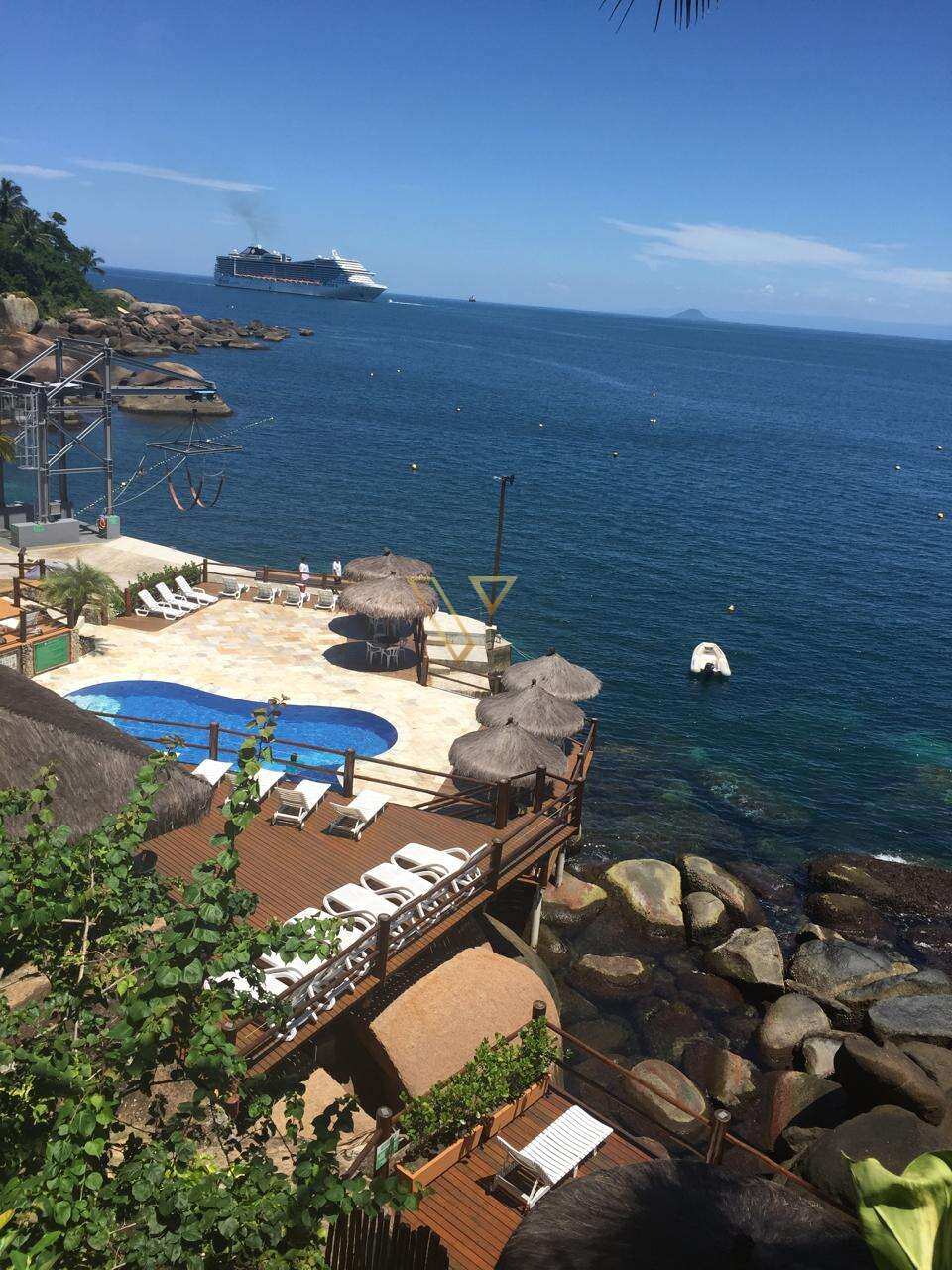 Condomínio Pontal da Sela – Ilhabela/SP Vista cinematográfica para o mar e conforto absoluto em cada detalhe - Vex Imóveis