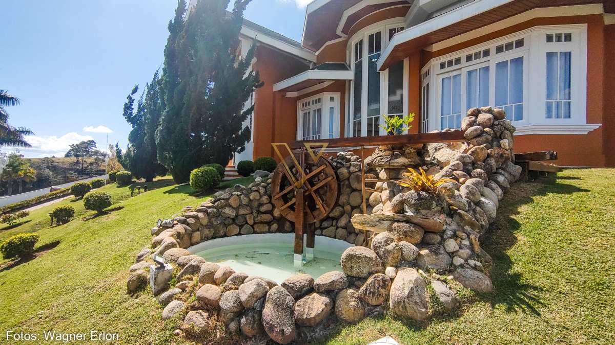 Casa em Condomínio Fechado – Quinta dos Lagos, Paraibuna Arquitetura: Estilo Vitoriano Moderno - Vex Imóveis