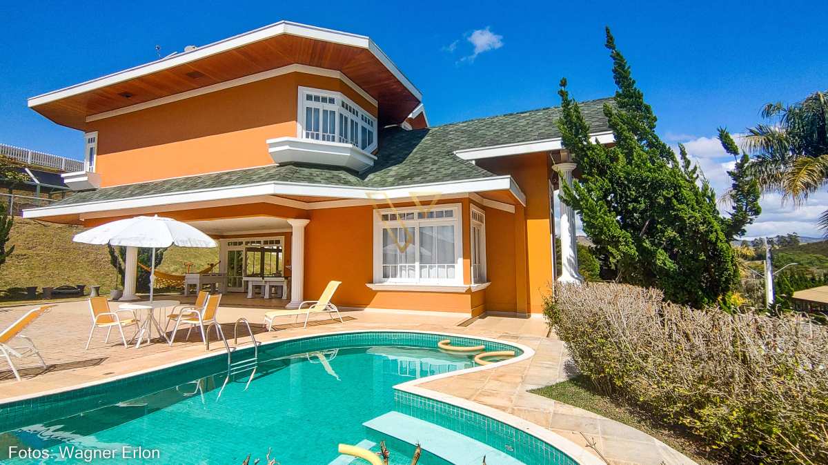 Casa em Condomínio Fechado – Quinta dos Lagos, Paraibuna Arquitetura: Estilo Vitoriano Moderno - Vex Imóveis