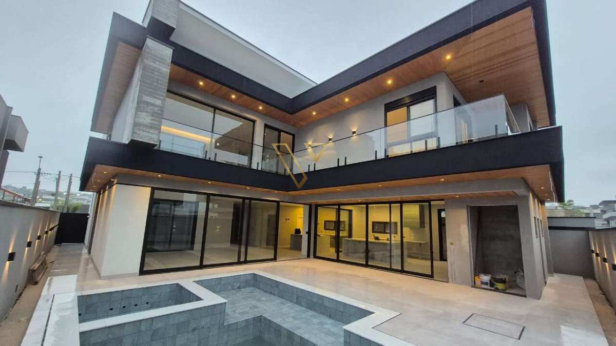 Residência sofisticada com projeto arquitetônico moderno, DE ALTO PADRÃO NO CONDOMÍNIO VIVANT - URBANOVA - Vex Imóveis