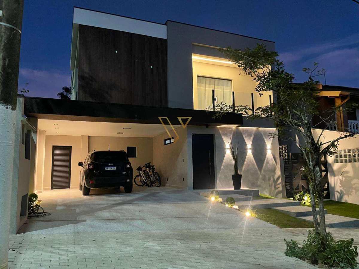 Uma residência que une elegância contemporânea, tecnologia e conforto, em um endereço privilegiado do Urbanova. - Vex Imóveis
