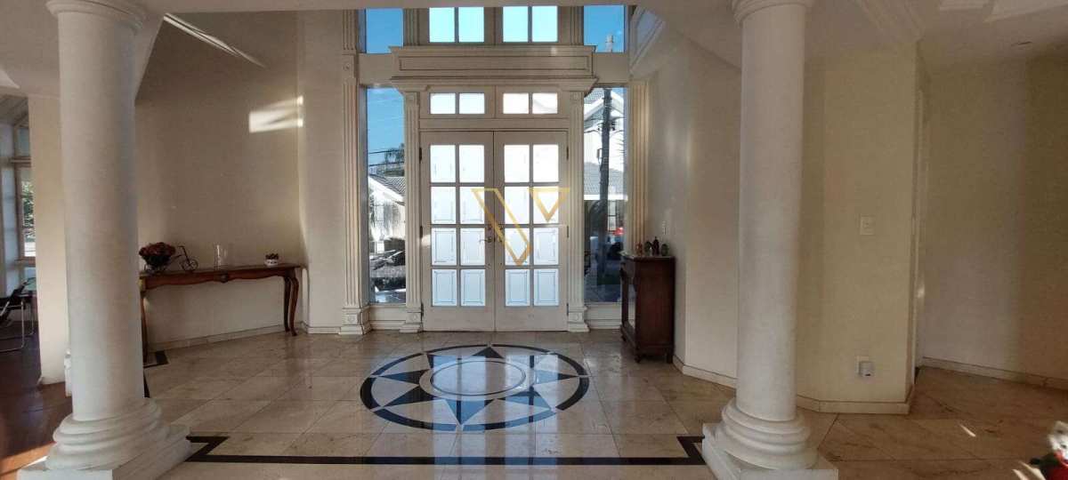 Casa com Arquitetura Única no Jardim das Colinas - Vex Imóveis