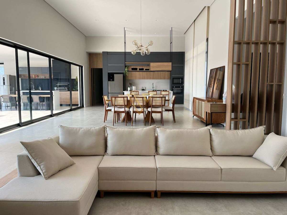 Seu Refúgio no Condomínio Village Paraibuna - Vex Imóveis