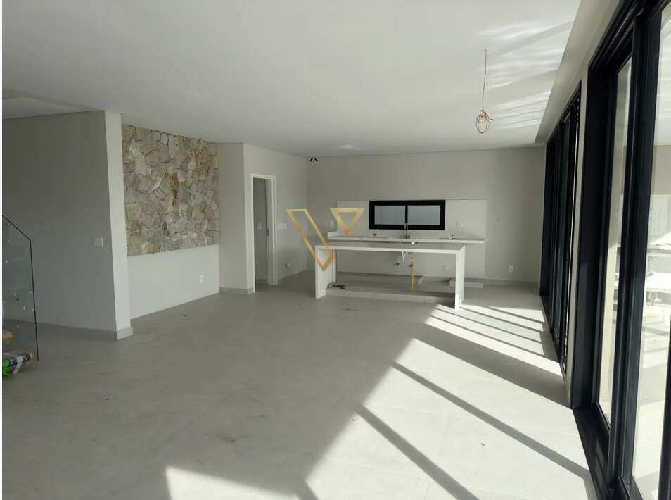 Belíssima Residência no Condomínio Mônaco – Urbanova - Vex Imóveis