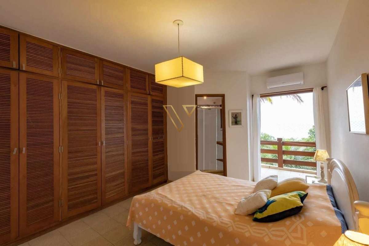 Residência Luxuosa  no Condomínio Ponta das Toninhas , com Vista Panorâmica para o Mar e Ilha Anchieta -Ubatuba -SP - Vex Imóveis