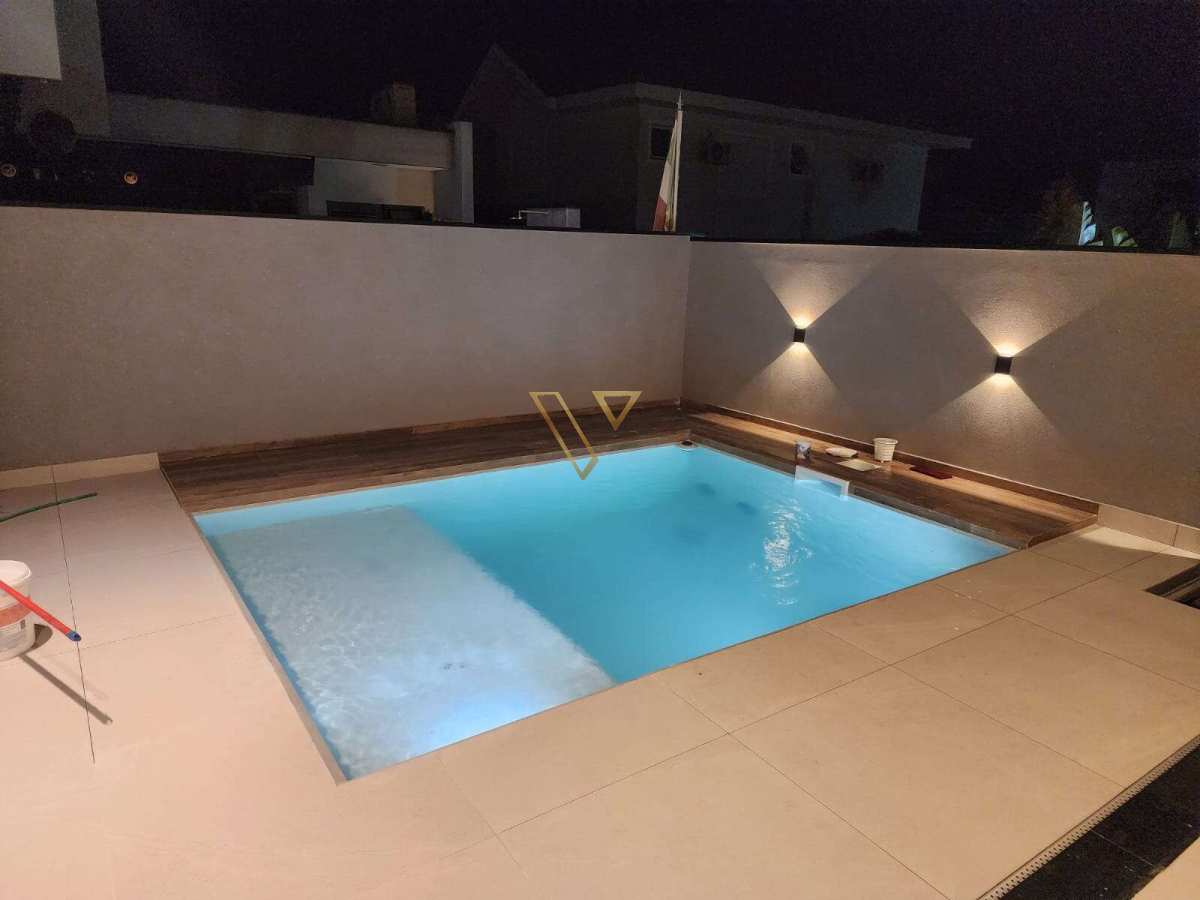 SOBRADO NOVO DE ALTO PADRÃO À VENDA – CONDOMÍNIO ALTOS DA SERRA - Vex Imóveis