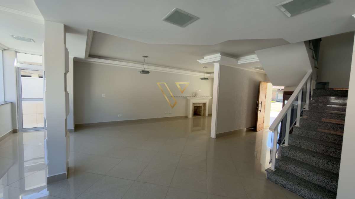 Residência no Condomínio Esplanada do Sol, 222 m² ,4 SUITES /PISCINA / VISTA PARA AREÁ VERDE DO CONDOMINIO - Vex Imóveis