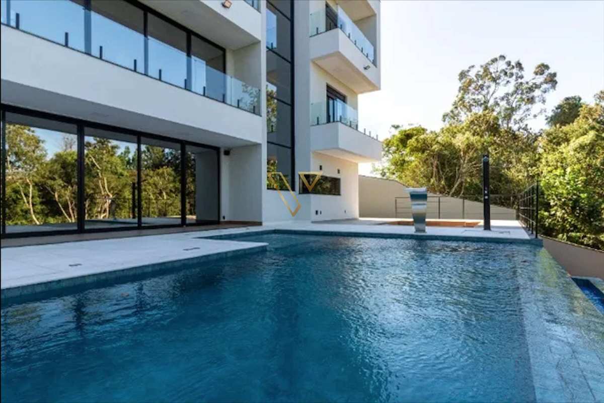 Sobrado Alto Padrão com 4 Suítes no Residencial Santa Bárbara –Lazer, conforto e sustentabilidade em um único imóvel.