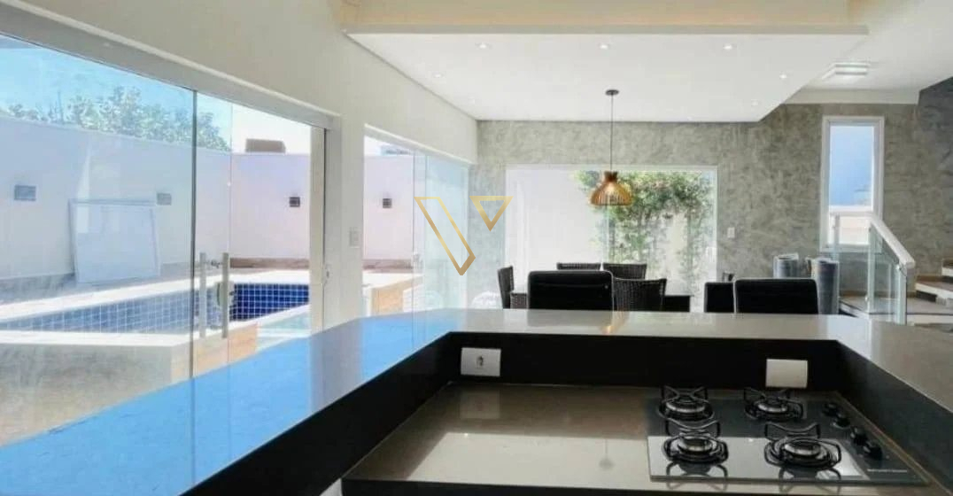 CASA EM CONDOMINIO DE ALTO PADRÃO , FLORADAS DO PARATHEY . - Vex Imóveis