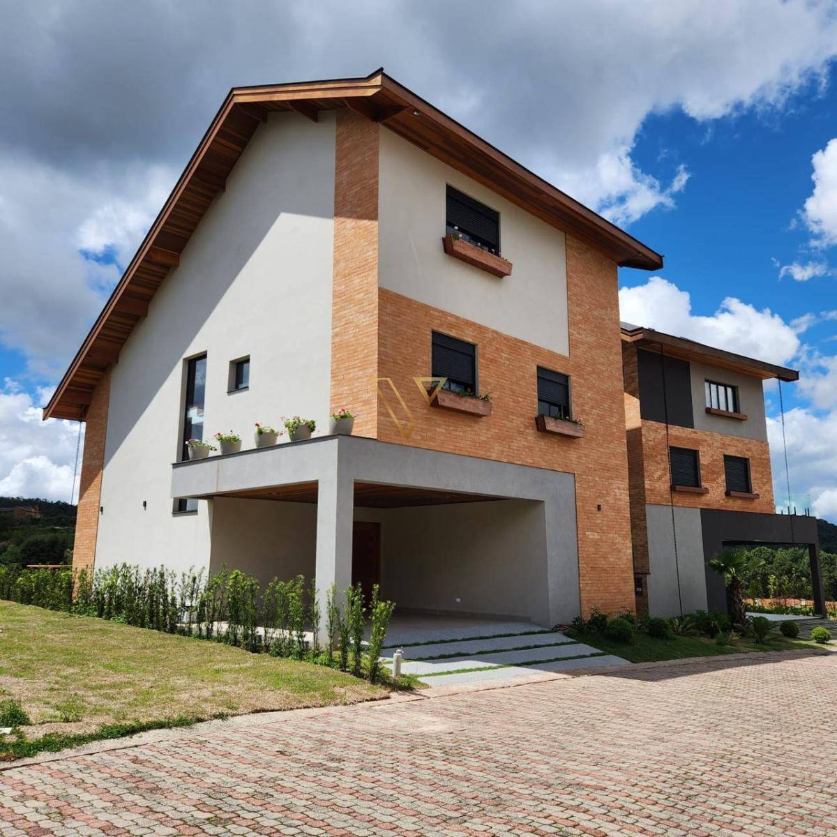 Casa no Condominio Beverly Hills , Viva o Sonho Europeu em Campos do Jordão - Vex Imóveis