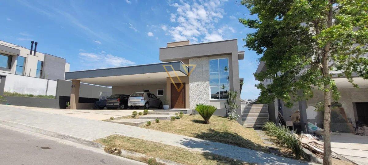 Maravilhosa  casa térrea, localizada no prestigiado Colinas do Parathey Sul com 600 metros de terreno com uma linda piscina - Vex Imóveis