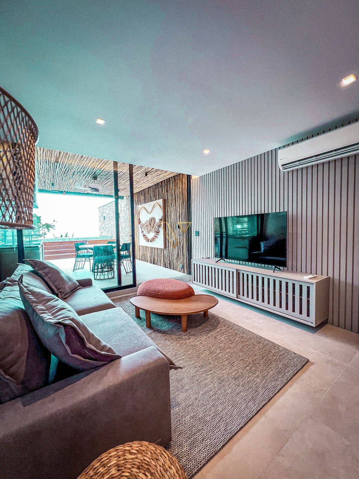 Residência de alto padrão pé na areia, totalmente mobiliada e decorada, localizada em um dos pontos mais exclusivos da Praia de Juquehy. - Vex Imóveis