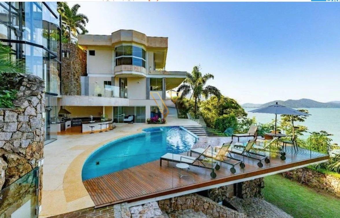 Mansão com vista para o mar dentro do condominio de Alto Padrão na Praia Vermelha do Sul em Ubatuba -SP - Vex Imóveis