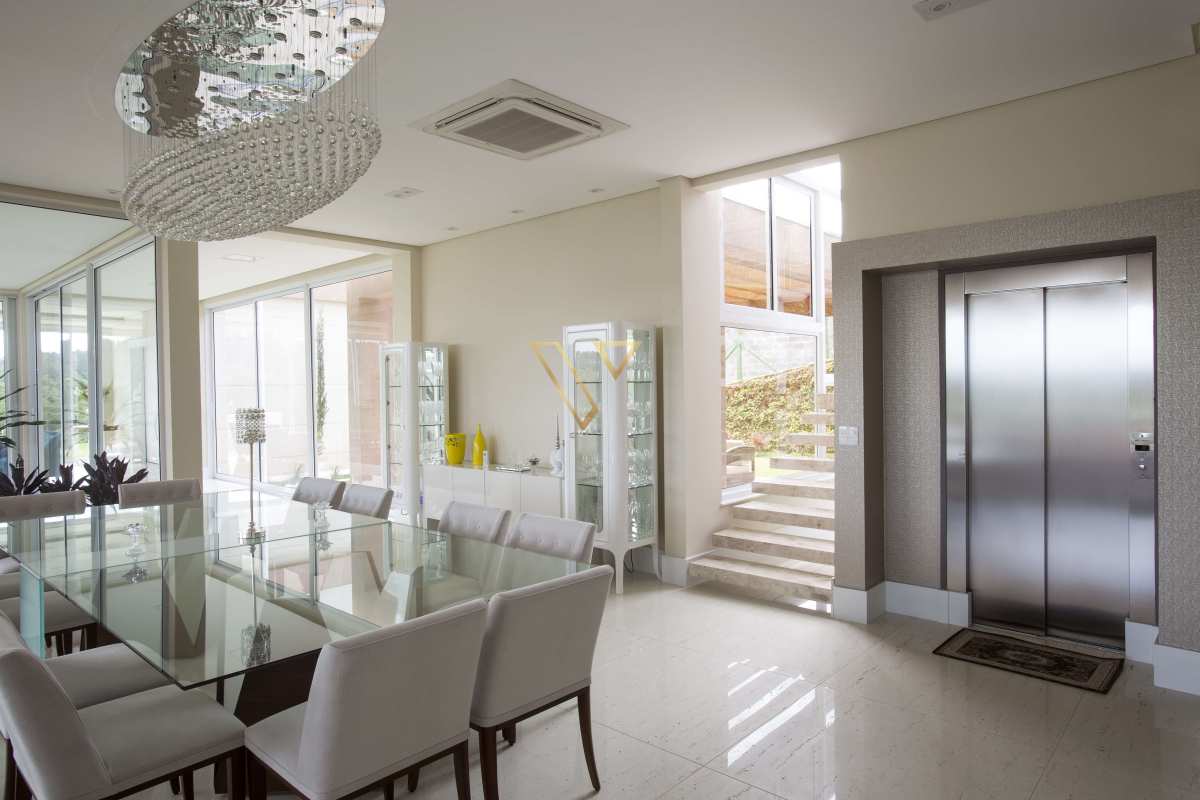 Residência Contemporânea de Luxo no Altos da Quinta ,Elegância, Tecnologia e Natureza em Harmonia - Vex Imóveis