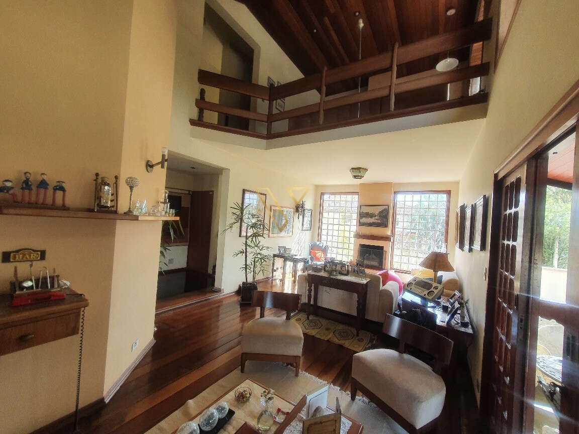 Sobrado Comercial e Residencial na Av Anchieta no  Jardim Esplanada, com 4 suítes ,3 vagas de Garagem ,Piscina - Vex Imóveis